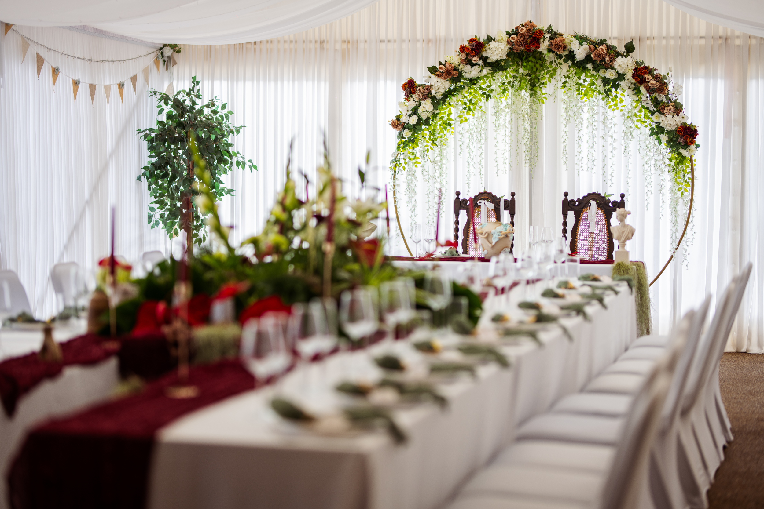 How to plan your own Kentish Barn Wedding